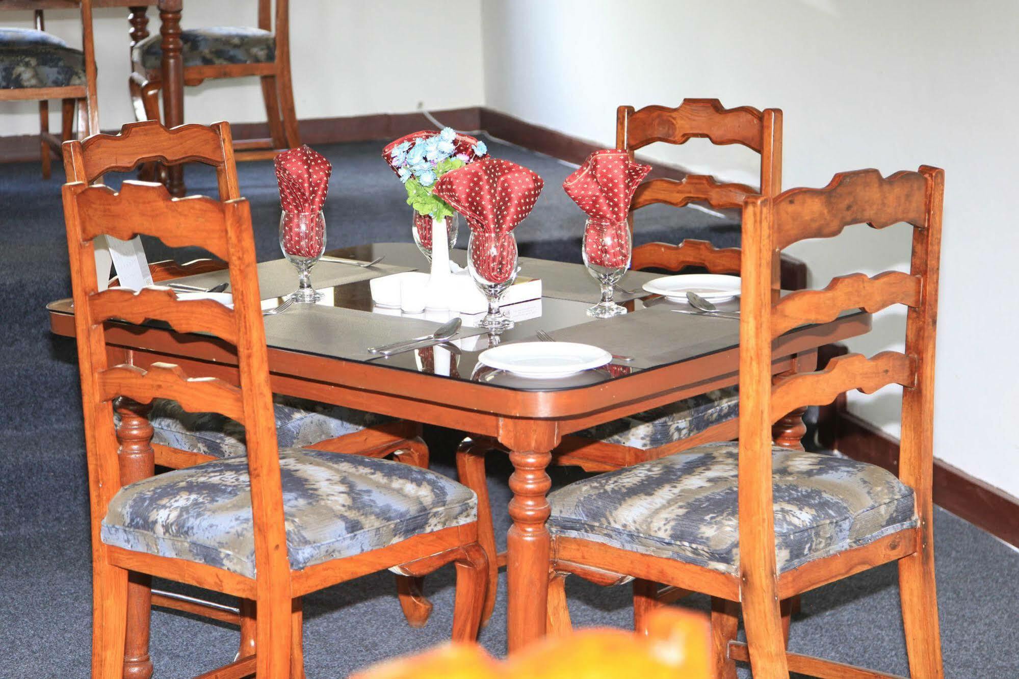 Hotel One סקרדו מראה חיצוני תמונה