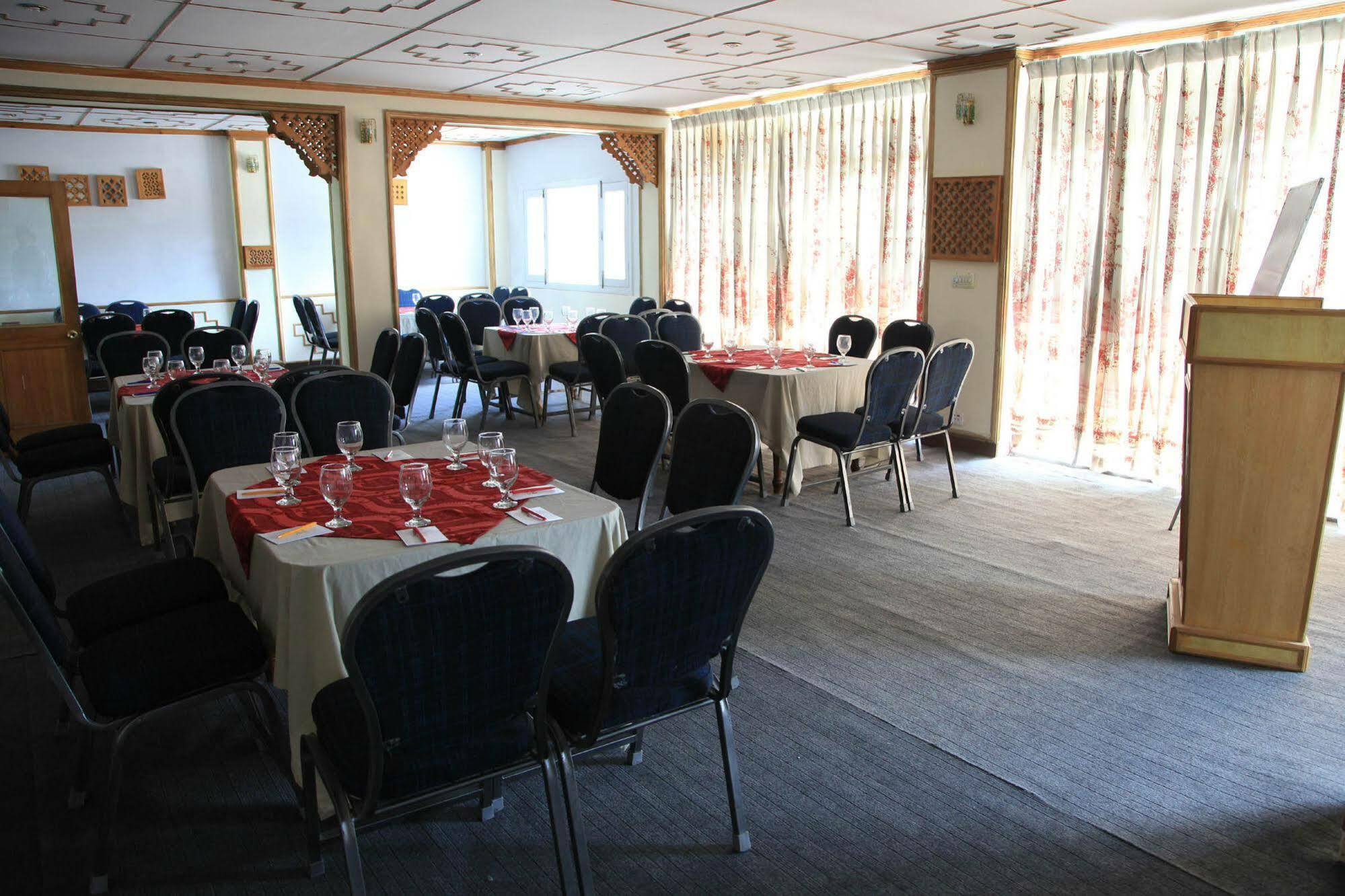 Hotel One סקרדו מראה חיצוני תמונה